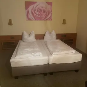 Hotel Zur Post Frömel, Büchlberg